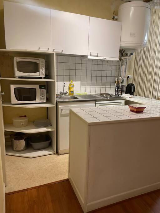 Studio N•2 Avec Patio En Plein Coeur De La Ville バニエール・ド・ビゴール エクステリア 写真