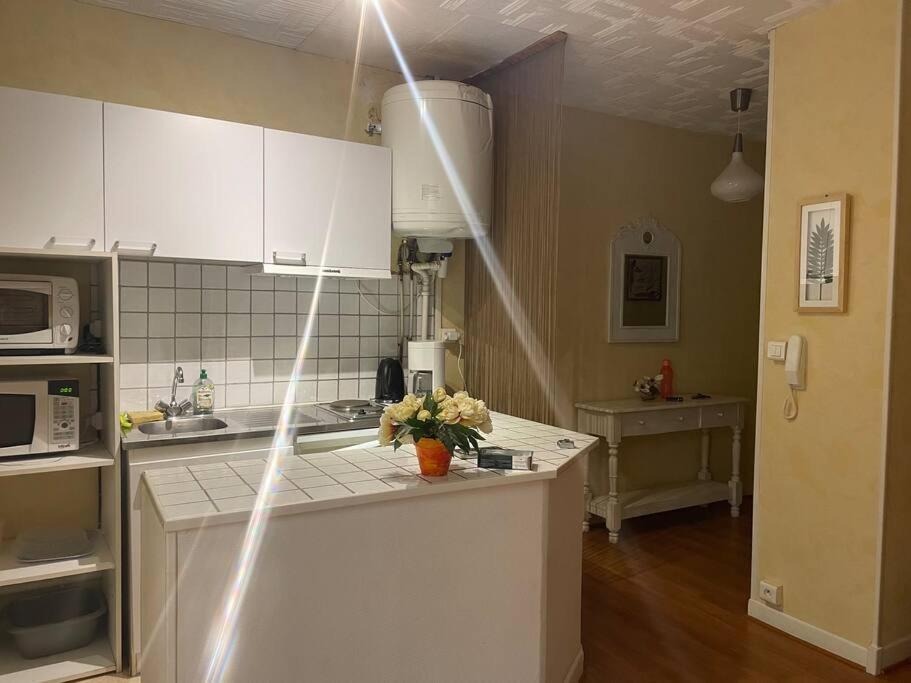 Studio N•2 Avec Patio En Plein Coeur De La Ville バニエール・ド・ビゴール エクステリア 写真
